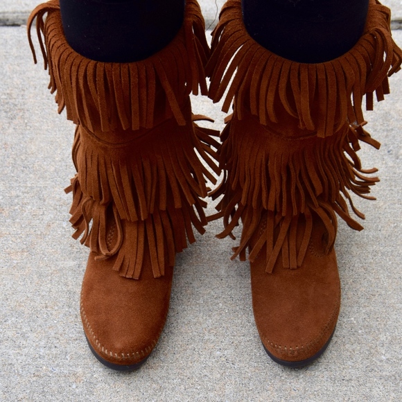 Minnetonka Shoes - NWOT Minnetonka - Triple Tier Fringe Boots